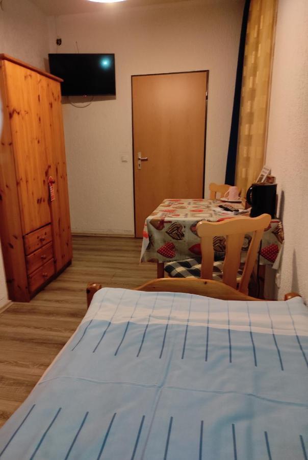 Hotel Pension Waldhof Зимерн Стая снимка
